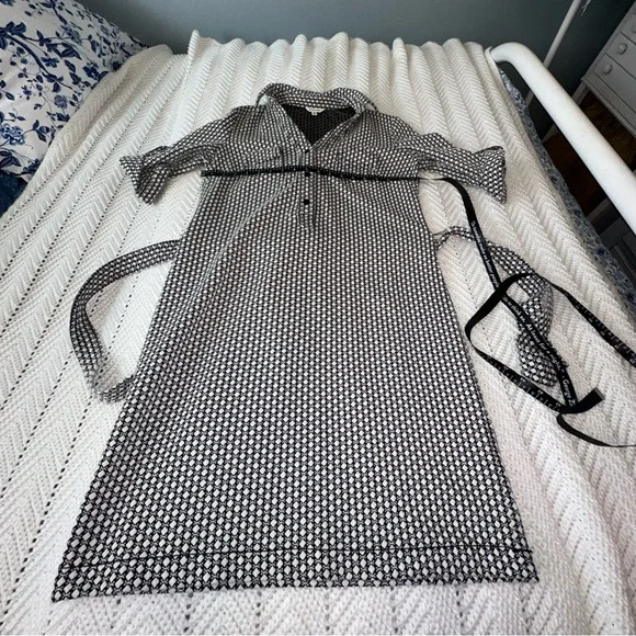 Women's Max Studio Black and Ivory Belted Shirt Dress - Medium - Picture 10 of 10